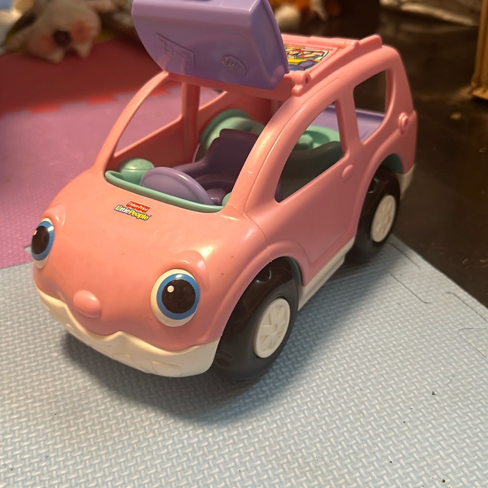 2005 FischerPrive toy car! Works and excellent condition